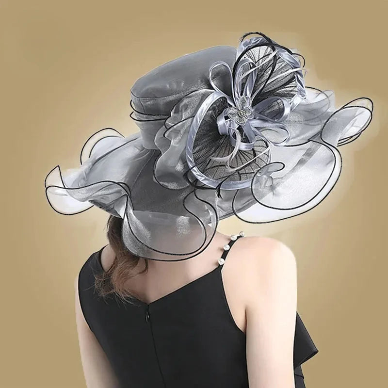 Chapeaux de mariage élégants à larges bords pour femmes